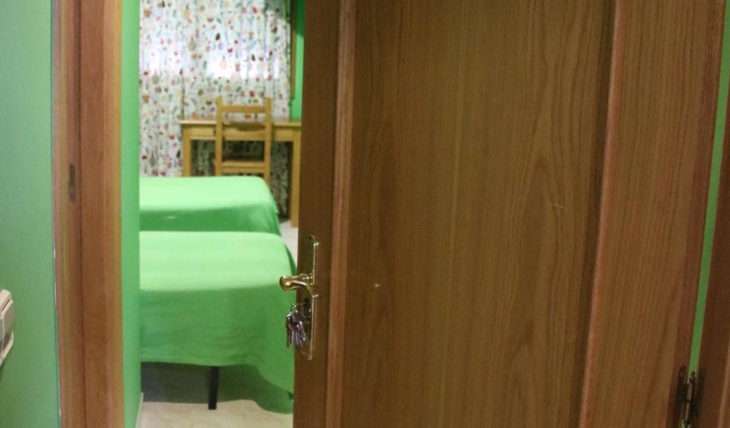 Hostal Burgales Milagro Ngoại thất bức ảnh
