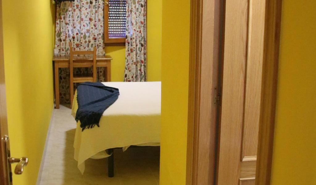 Hostal Burgales Milagro Ngoại thất bức ảnh