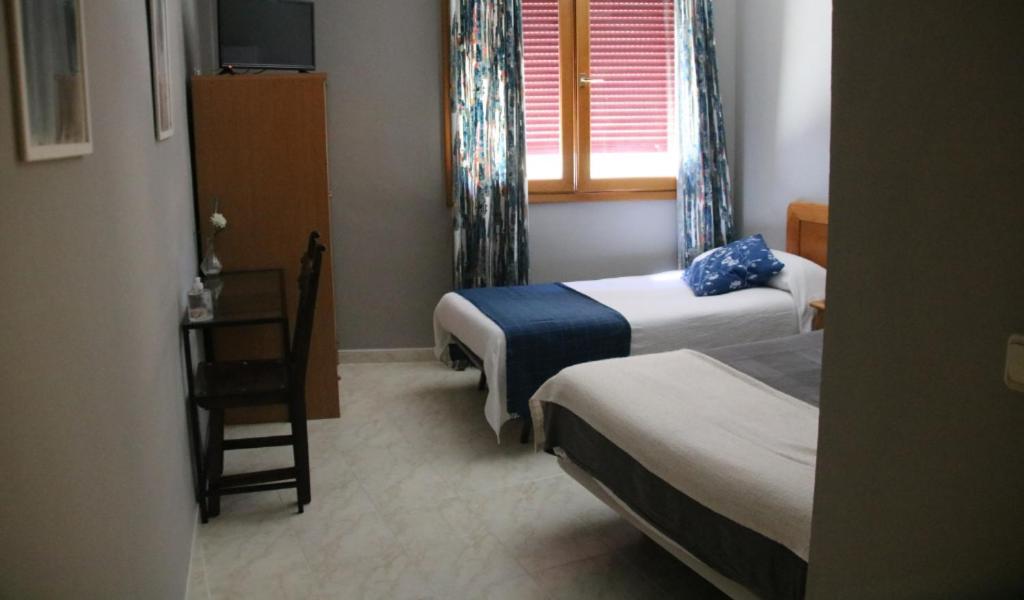 Hostal Burgales Milagro Ngoại thất bức ảnh
